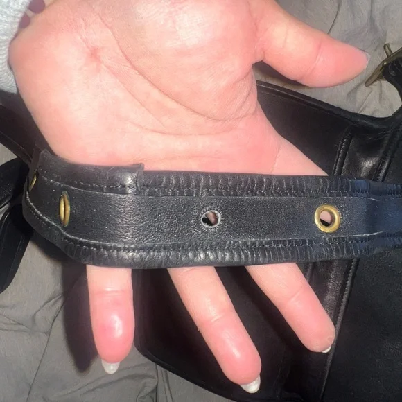 Vintage Coach Patricia’s legacy 9951 in black - Picture 12 of 12